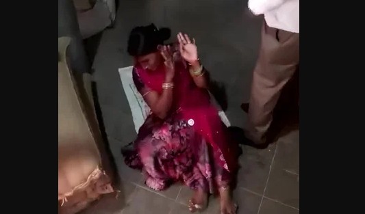 Cheater Bhabhi Sex – Fucking With Lover