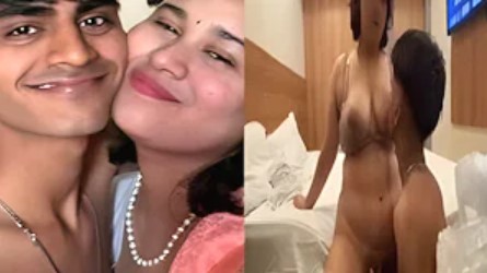 Hotel Room Sex Video Of Busty Bhabhi