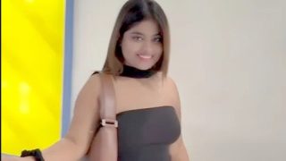 Insta Hote Model Shreya Roy – Live Show Boobs