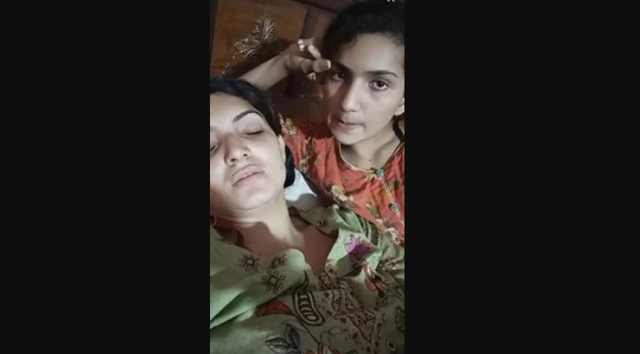 Mom Daughter Ti Live – Desi Sex Clip